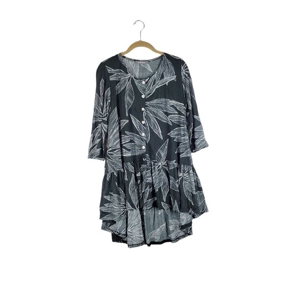 Alembika Tunic Top Black White Leaf Nylon Tiered Ruffle Hem Womens Size Small - Picture 1 of 8